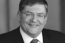 Alumnus Stuart Clark will serve as Law Council of Australia President-elect in 2015, and President in 2016.